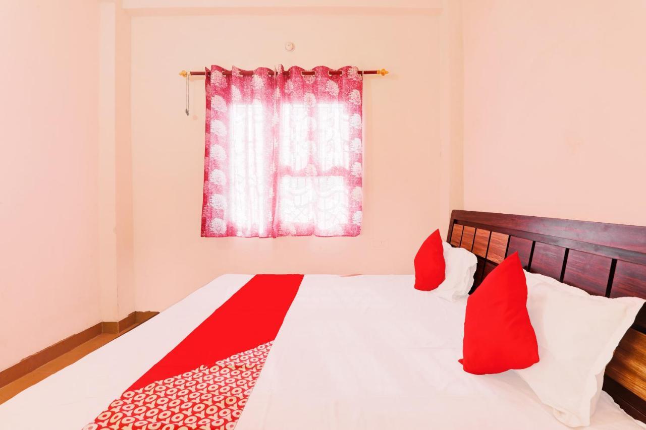 Oyo Flagship Shine Hotel Chinhat Eksteriør bilde