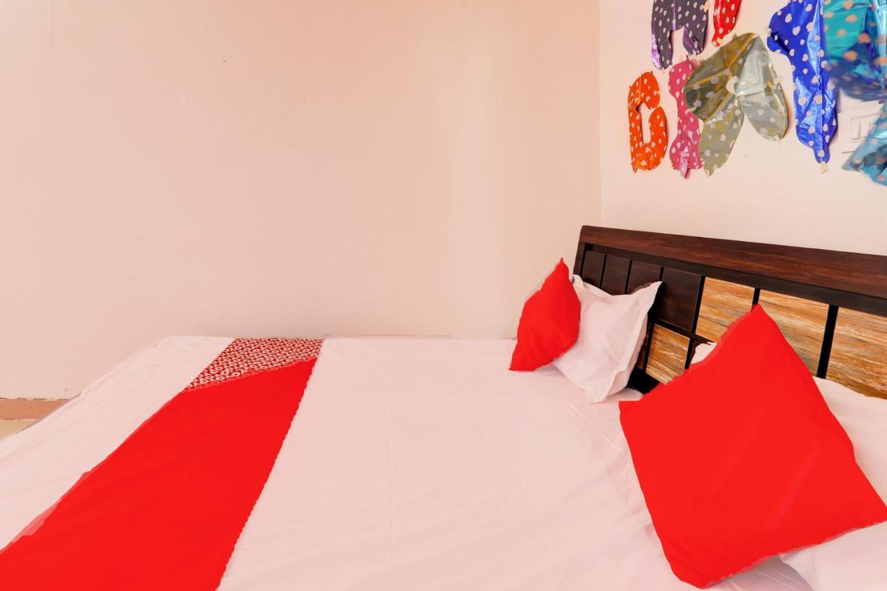 Oyo Flagship Shine Hotel Chinhat Eksteriør bilde