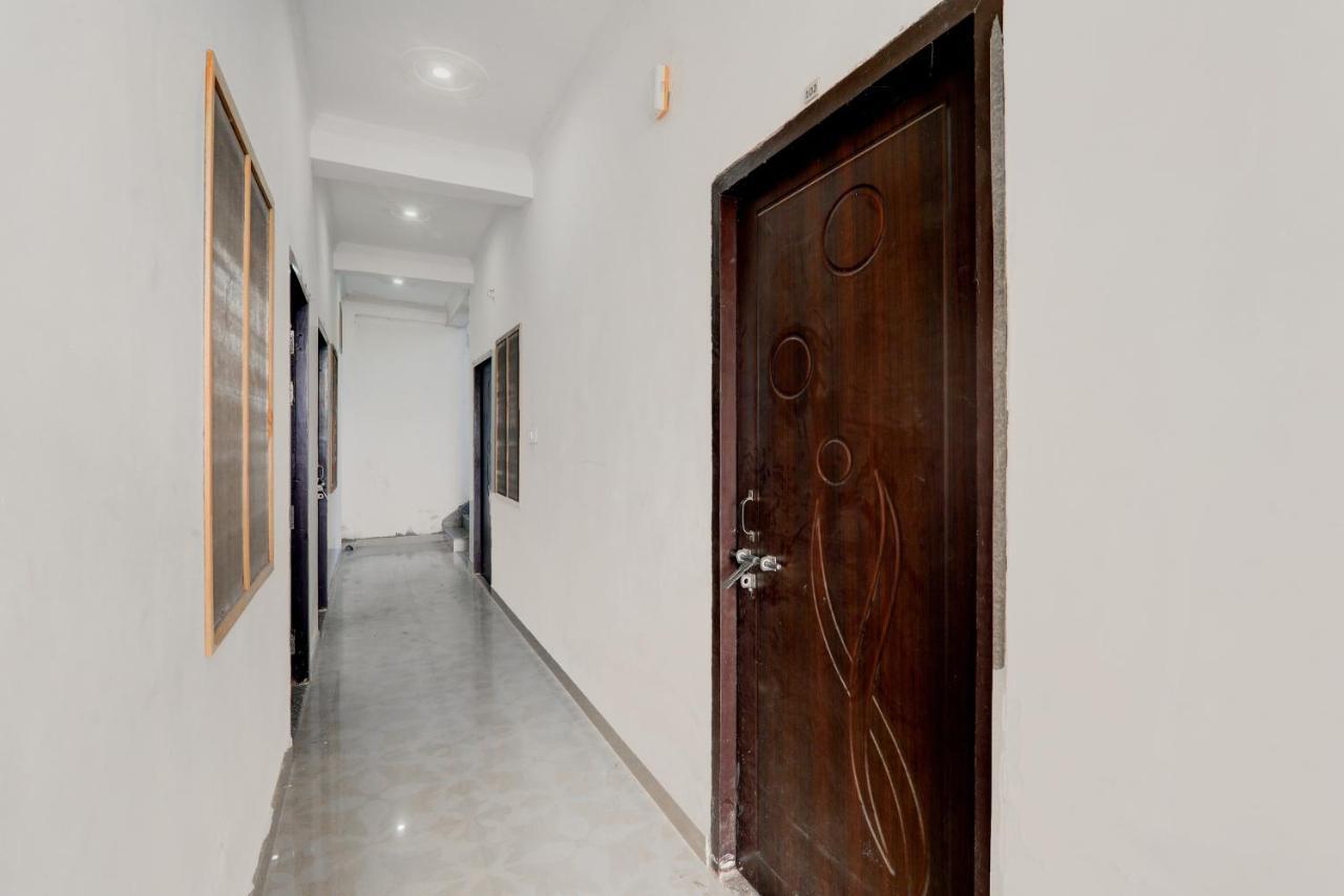 Oyo Flagship Shine Hotel Chinhat Eksteriør bilde